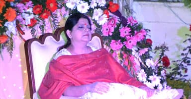 Pujniye Maa
